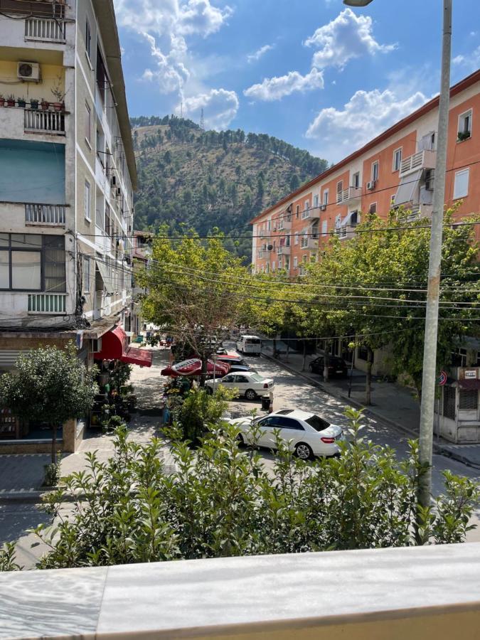 Centre Hotel Berat Exterior foto